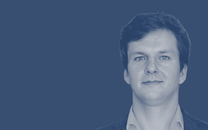 Data Management & Analytics: Legacy Challenges and Technological Trends